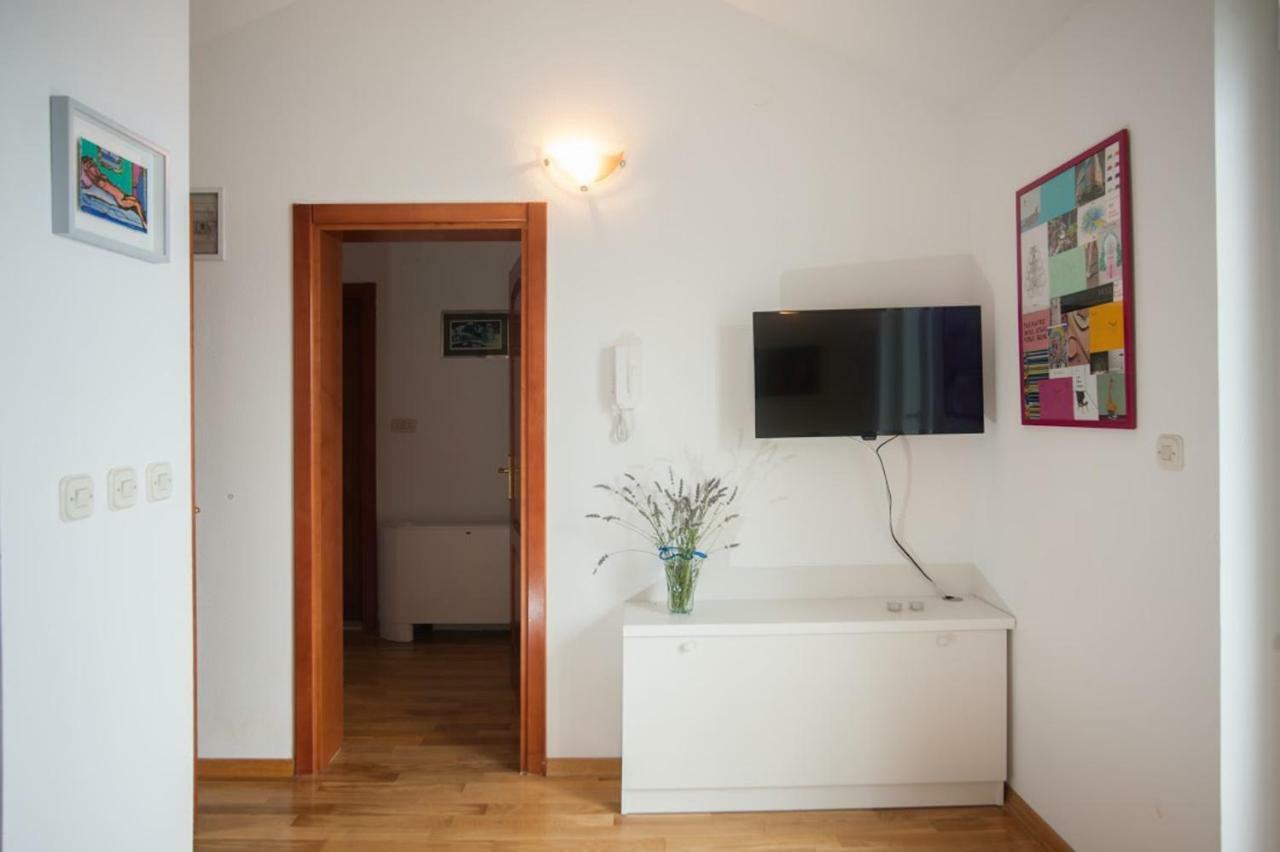 Apartament House Koloc Bol Zewnętrze zdjęcie