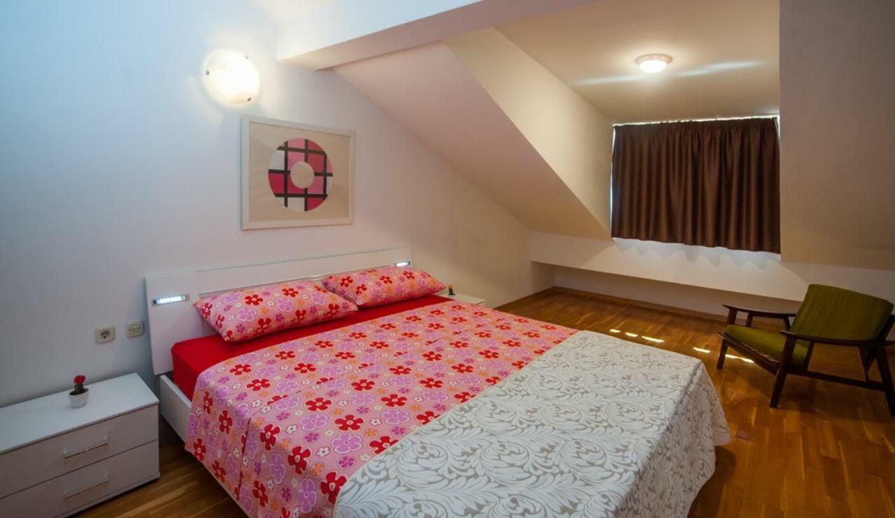 Apartament House Koloc Bol Zewnętrze zdjęcie