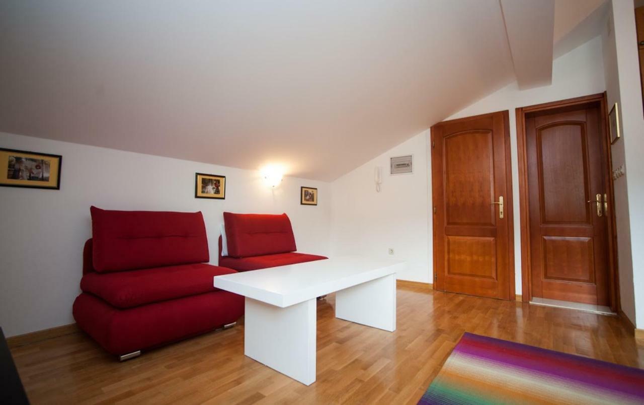 Apartament House Koloc Bol Zewnętrze zdjęcie