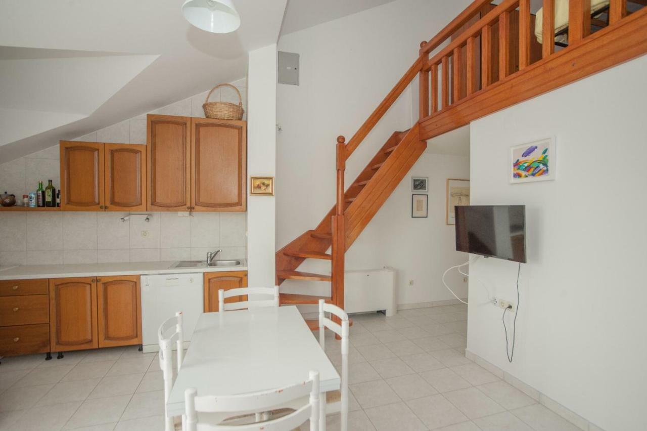 Apartament House Koloc Bol Zewnętrze zdjęcie